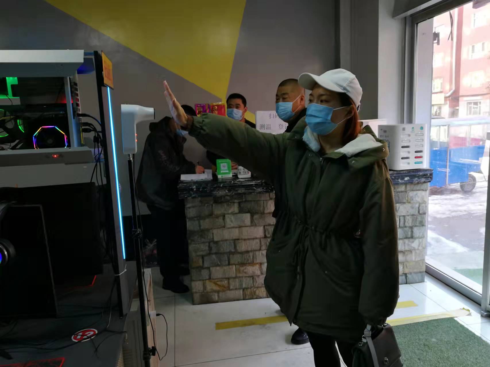 市文廣旅局、文化市場綜合行政執法大隊到網吧檢查疫情防控工作